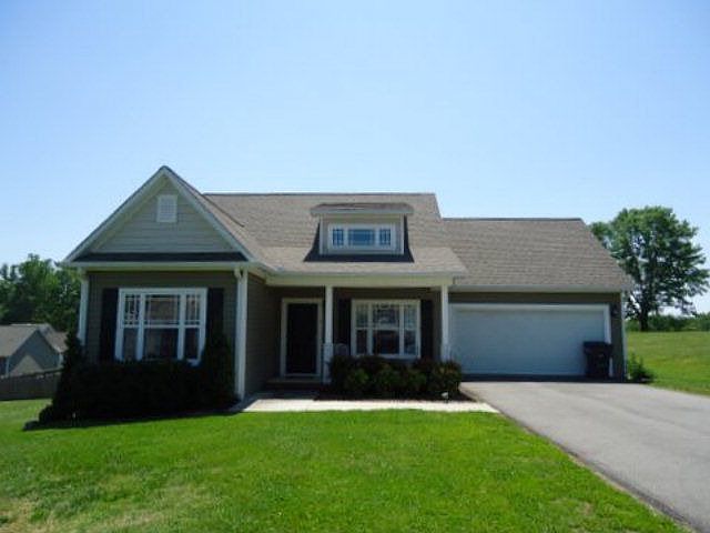 1st image of 31 Mackay Ln