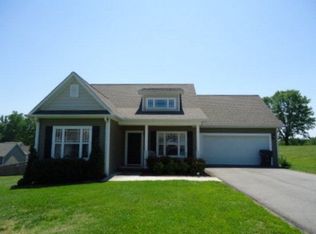 31 Mackay Ln, Cookeville, TN 38506