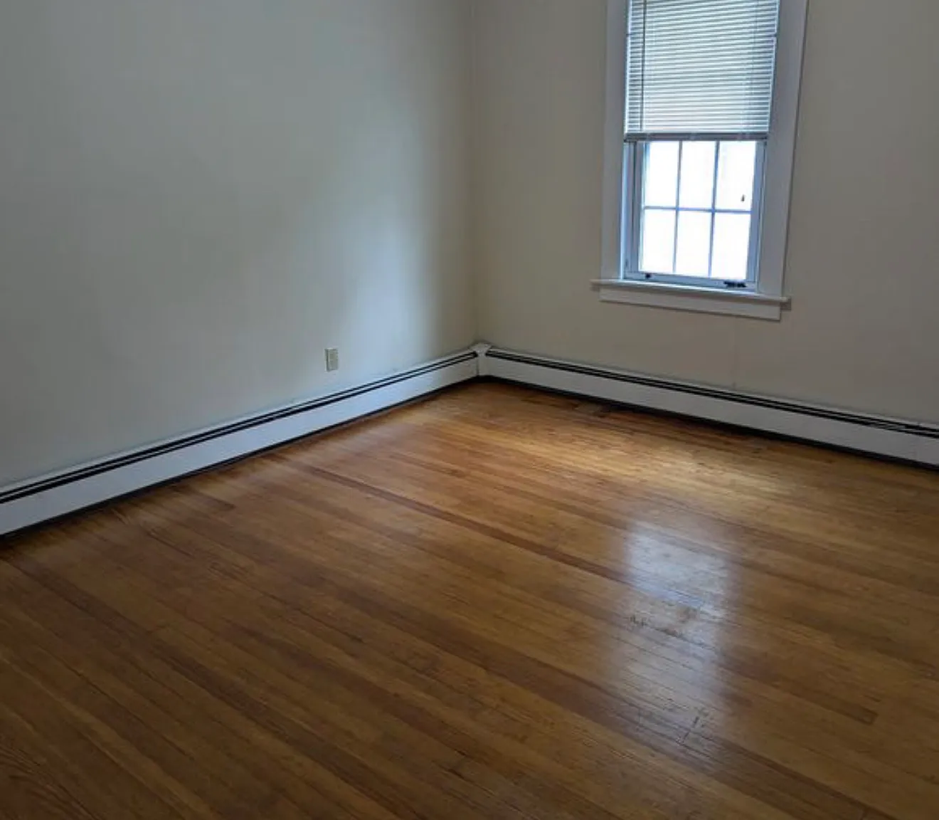 2 bed, 900 sqft, $1,795 — Photo 4
