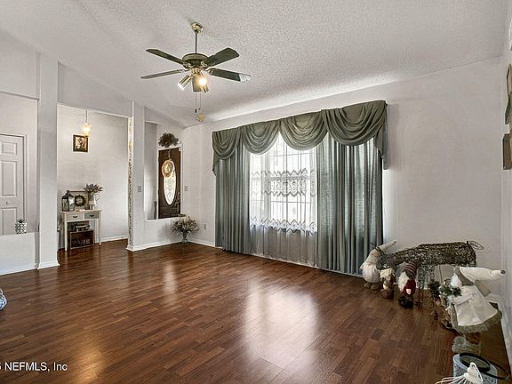 4th image of 7660 PILGRIMS TRACE Drive