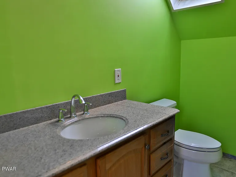 110 Stallion Dr — Photo 62