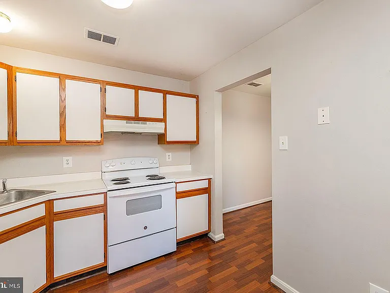 113 Timberlake Ter #6 — Photo 16