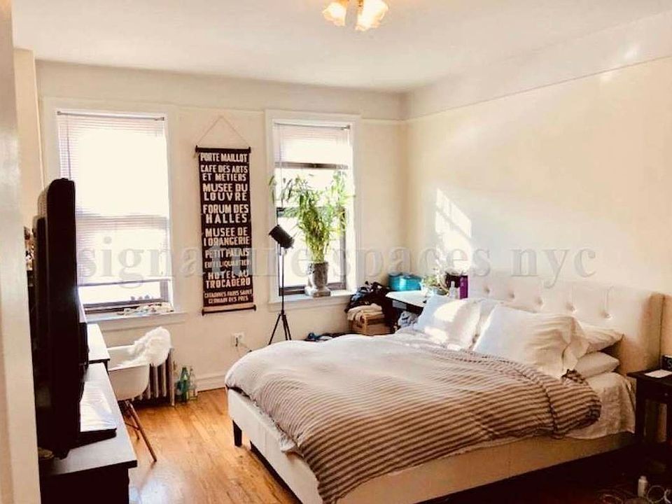 1st image of 32-82 42nd St #B1