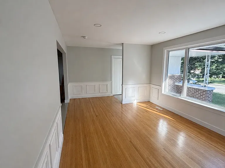 9 Fieldway Dr #UPPER — Photo 5