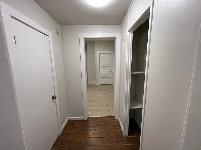 2917 Jackson St — Photo 20