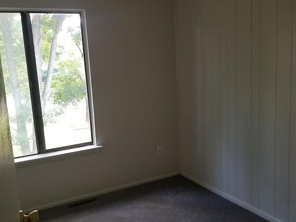 4th image of 130 Coventry Dr #1000