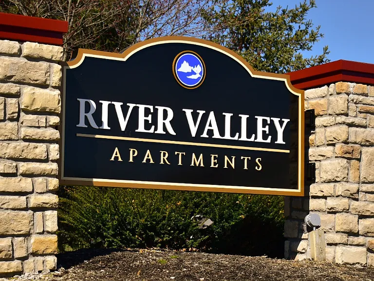 River Valley — Photo 1
