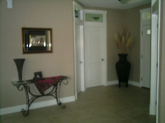 4th image of 1604 33rd Avenue Ct SW