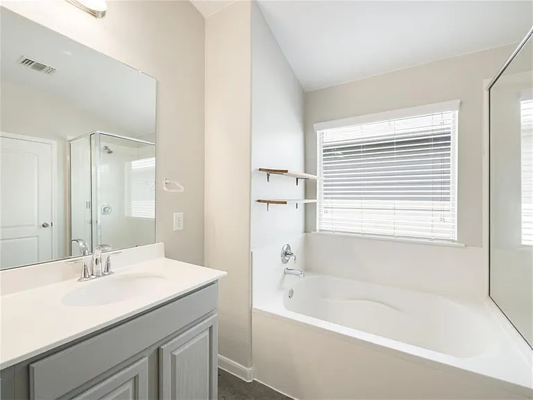12112 Timber Arch Ln — Photo 17