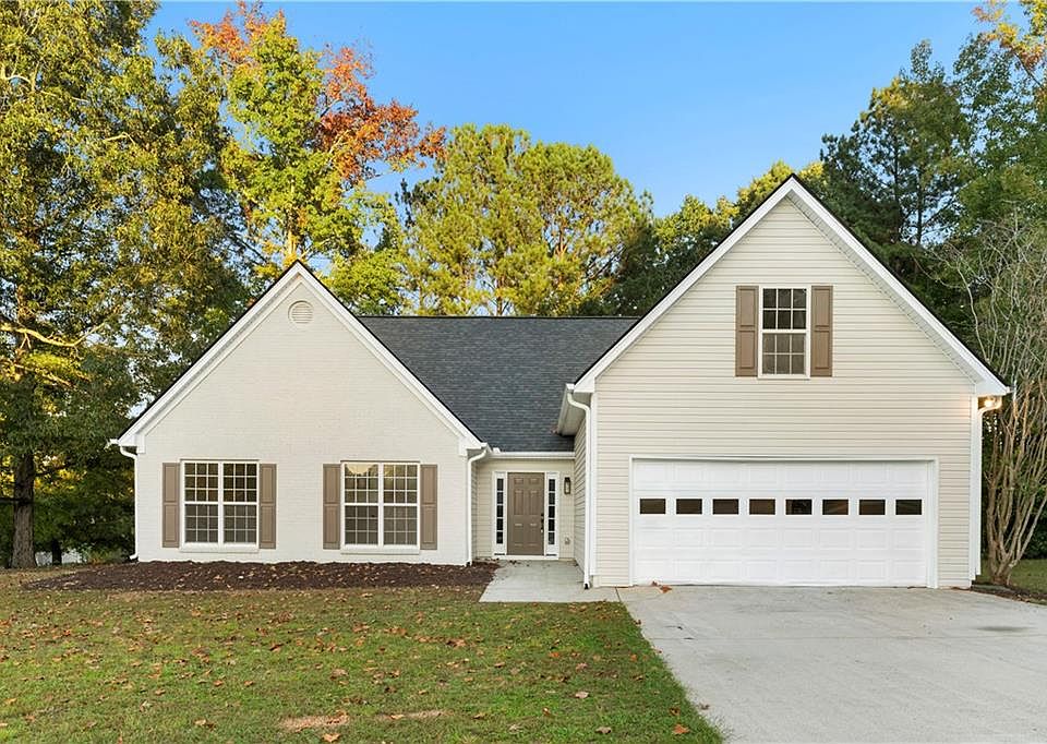 1st image of 250 Trelawney Dr