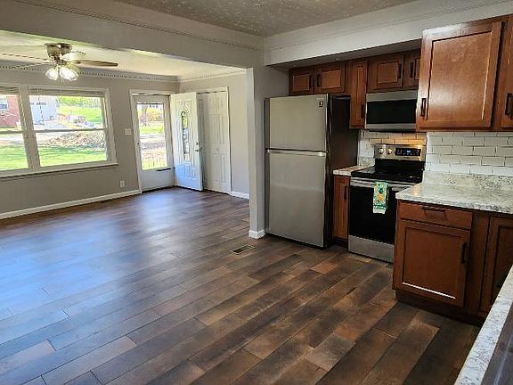 3rd image of 2639 Saint James Ave