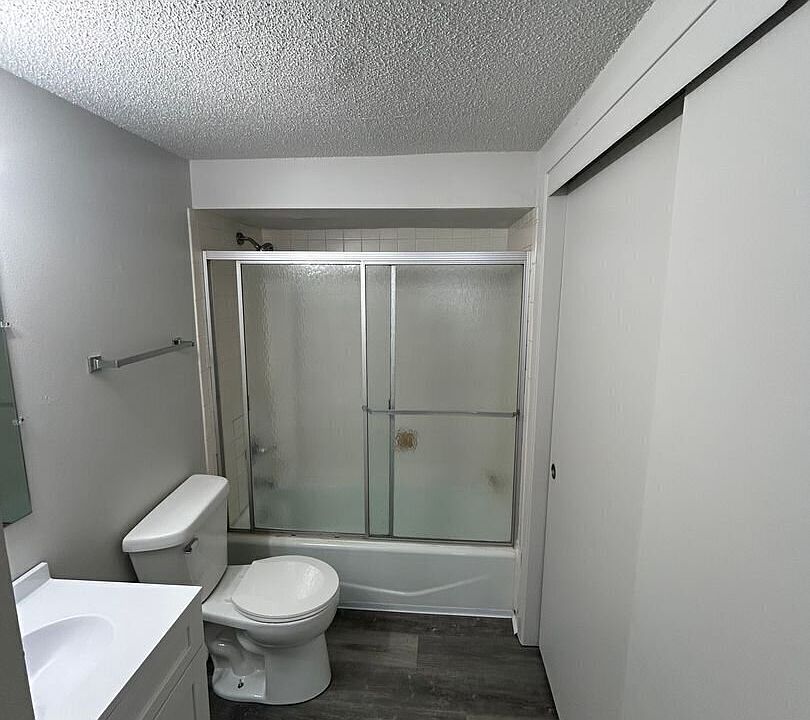 2nd image of 3807 University Ave #9