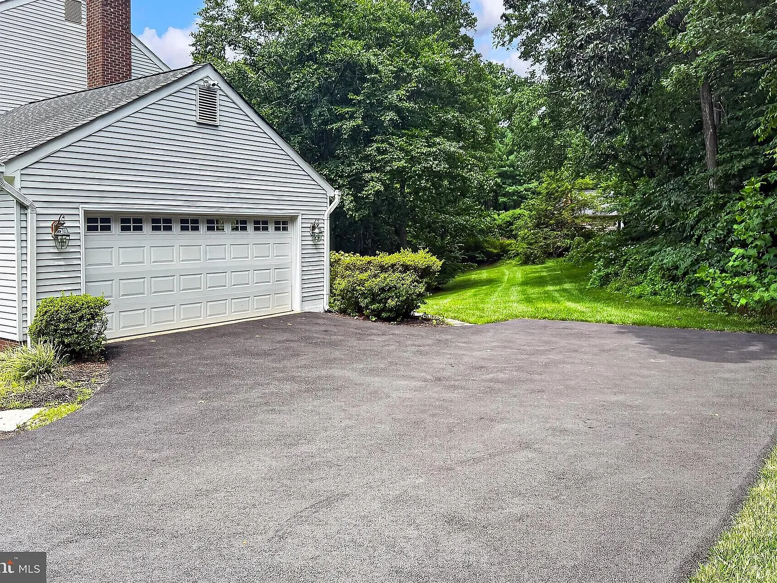 4 bed, 3.5 bath, 2997 sqft, $3,750 — Photo 3