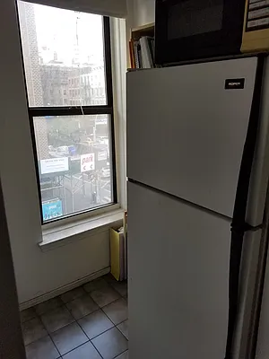 Rented by Allen Harris, LREB | media 47