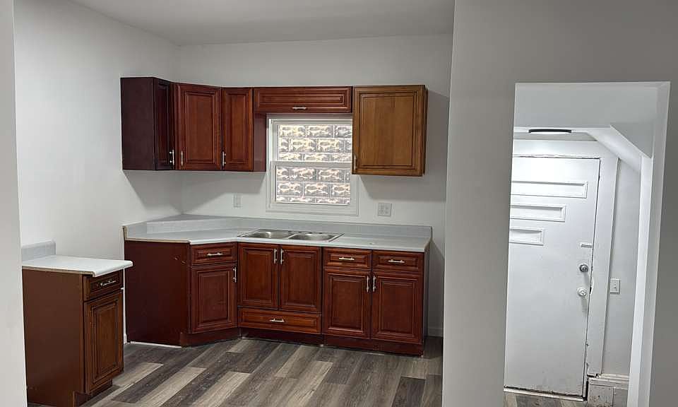 1st image of 742 Kendall Ave APT R