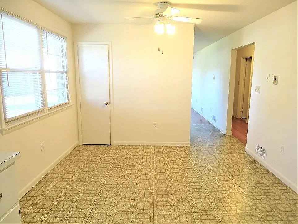 3 bed, 1.5 bath, 1616 sqft, $1,795 — Photo 4