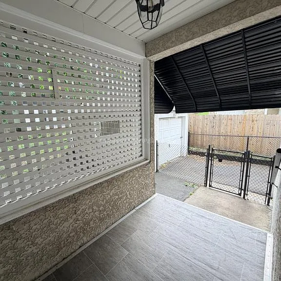 623 Delaware St — Photo 30