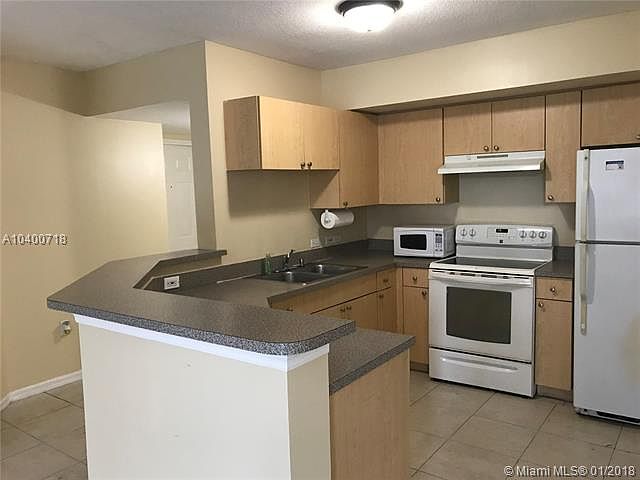 1st image of 1107 Villa Cir
