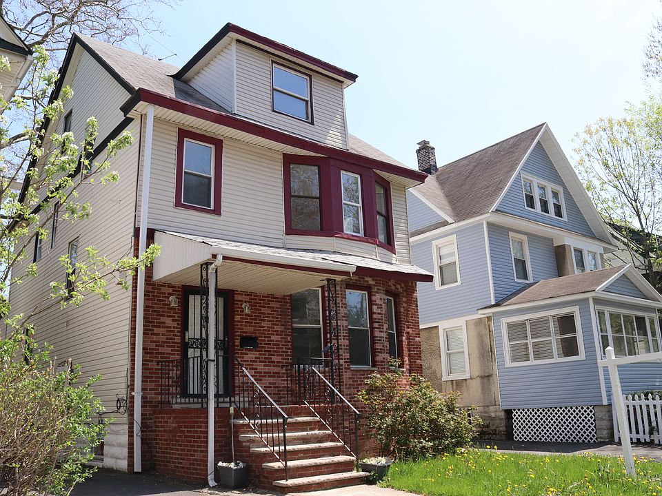 1st image of 118 Sanford St
