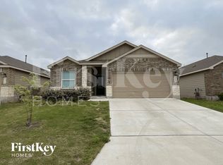 1220 Treehouse Ln, New Braunfels, TX 78130