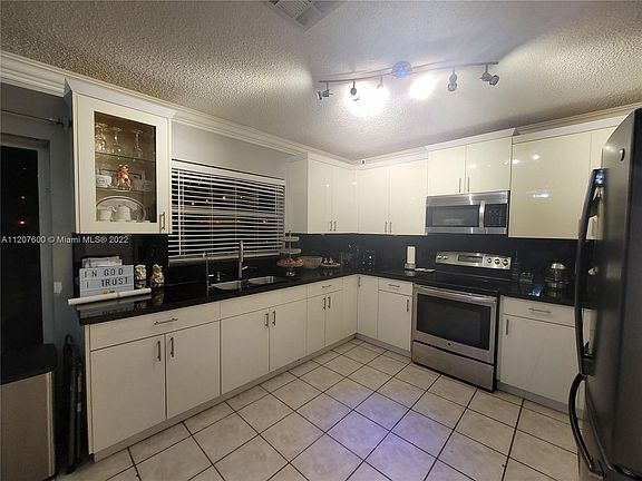 2nd image of 10155 SW 163rd Pl #0