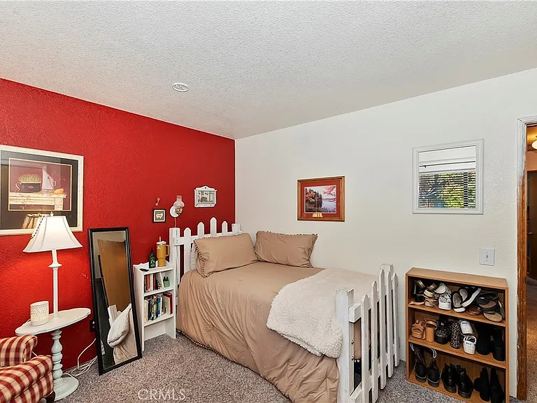 840 Edgemoor Rd — Photo 12
