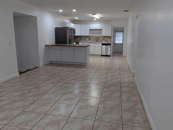 2nd image of 4100 Alpine Ln