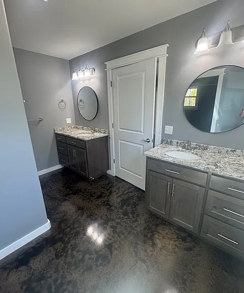 715 Columbus St — Photo 5