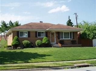 4644 Amesborough Rd, Dayton, OH 45420