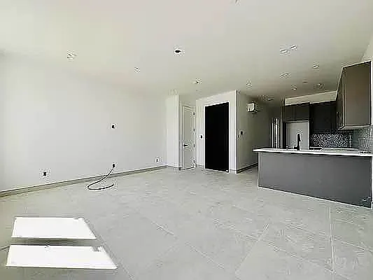 Rented by GROOME REALTY LLC | media 7