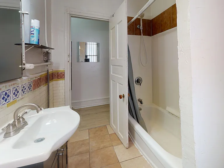 1848 Willington St — Photo 18