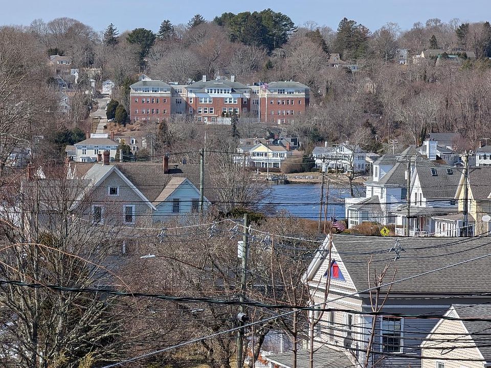 1st image of 24 Mistuxet Ave