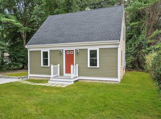4 Upton St, Hanson, MA 02341