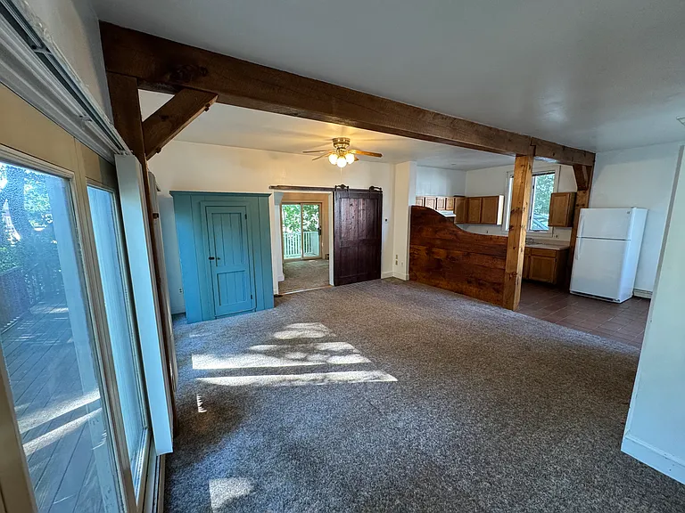 683 State St #4 — Photo 4