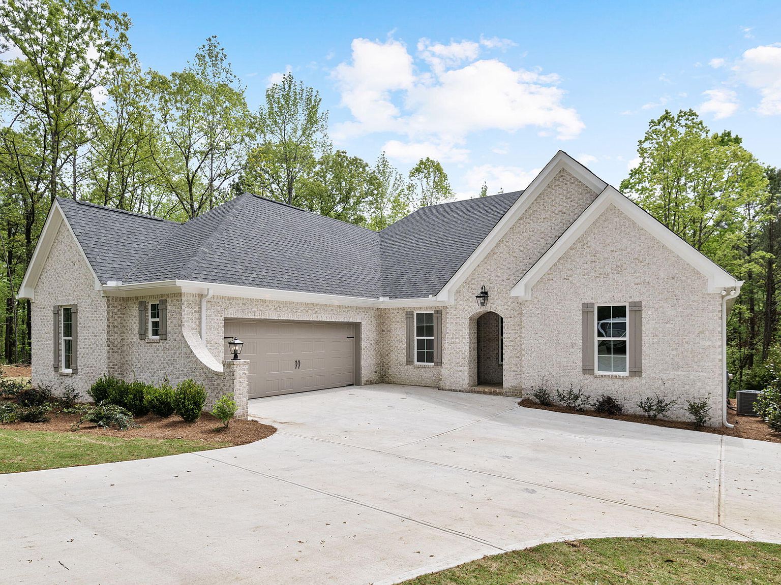 1834 Moonbrook Dr, Dadeville, AL 36853 Zillow
