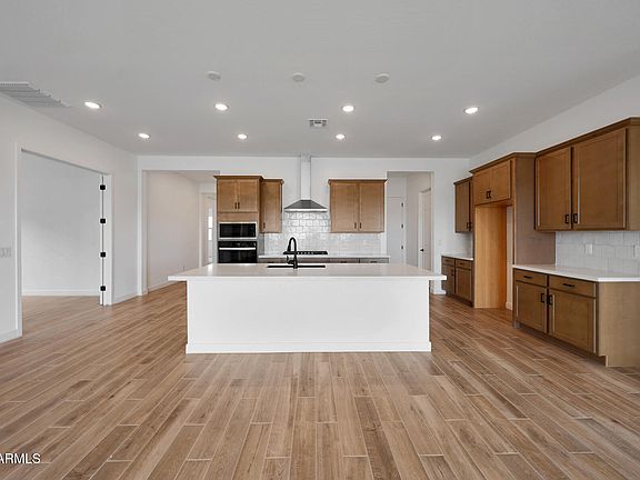 3rd image of 281 W Flax Drive