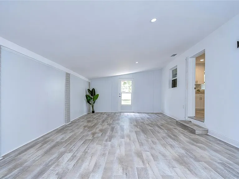 4420 67th St N — Photo 17