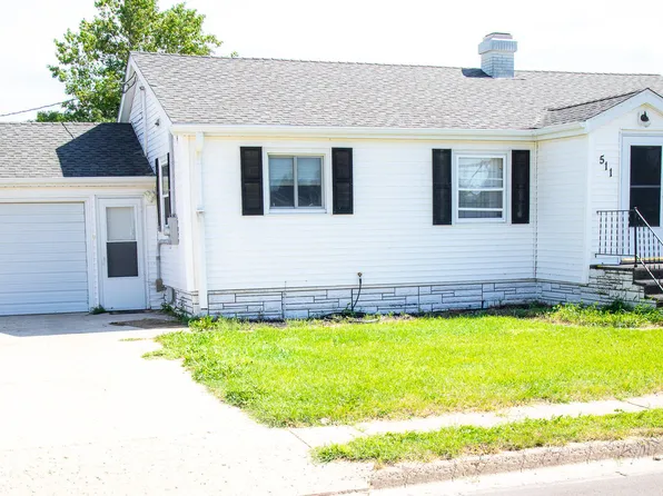 511 3rd St E, Napoleon, ND 58561