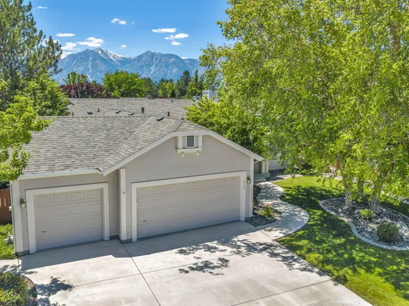 1800 Bougainvillea Dr, Minden, NV 89423