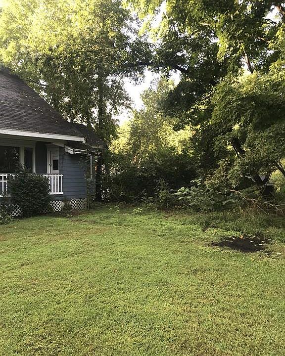 2nd image of 108 Whittaker Ave