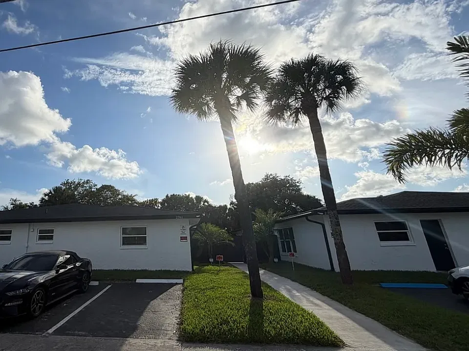 2771 NW 58th Ter