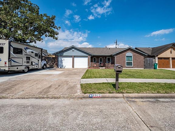 2nd image of 3903 Thistlewood Dr