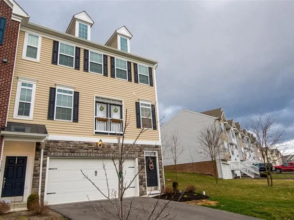 2122 Shawnee Dr, Washington, PA 15301