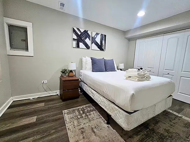 610 N May St #CH — Photo 6