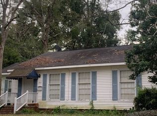 2861 S Sherwood Dr, Mobile, AL 36606