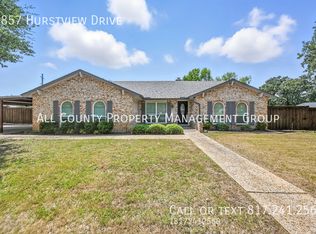 2857 Hurstview Dr, Hurst, TX 76054