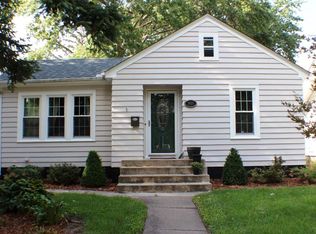 3018 Arlington Ave, Davenport, IA