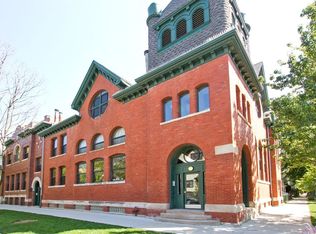 1117 W Barry Ave #6, Chicago, IL 60657
