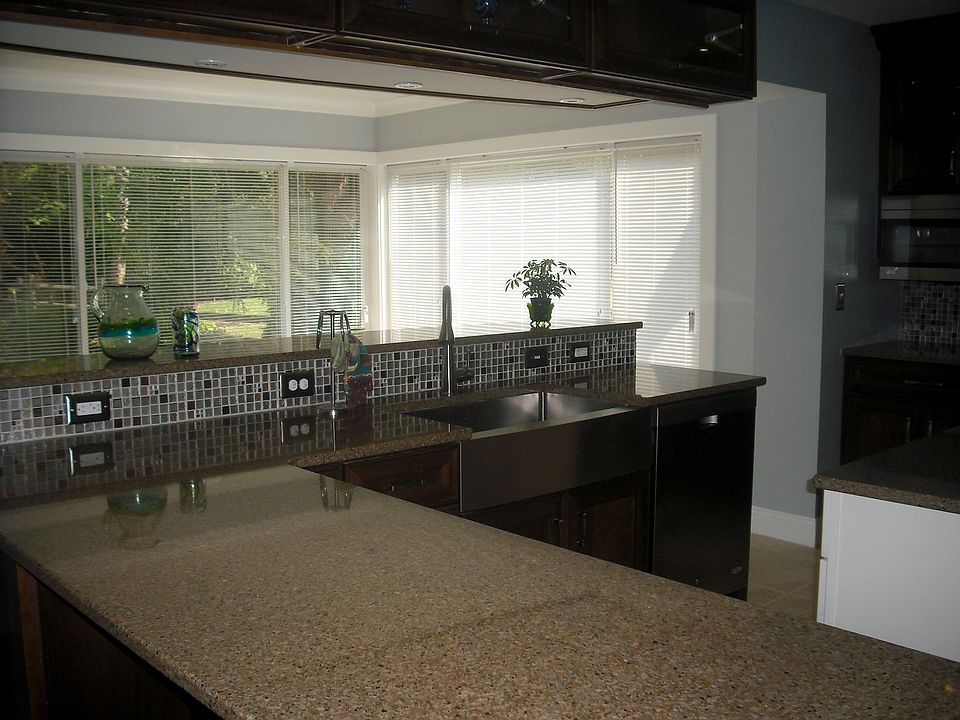 kitchen & Sunroom