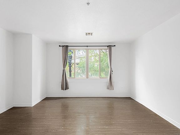 5th image of 1501 Front St Unit 214